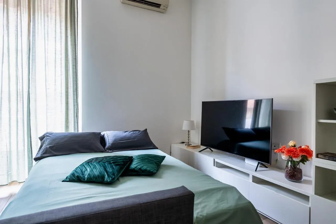 Politecnico/Duomo Eleganza, Design E Comfort Apartamento Milão